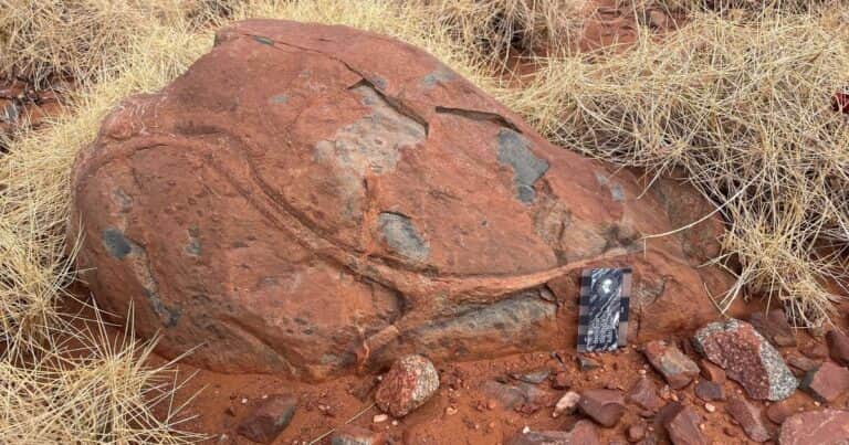 Científicos descubren que el agua penetró el interior de la Tierra miles de millones de años antes de lo pensado