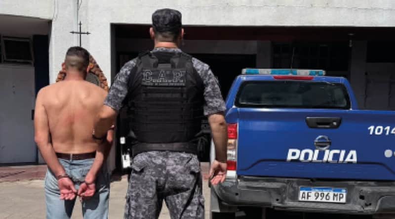 Grave – Barrio 20 de Junio – Un hombre de 53 años quedó detenido por apuñalar al hijo de su pareja