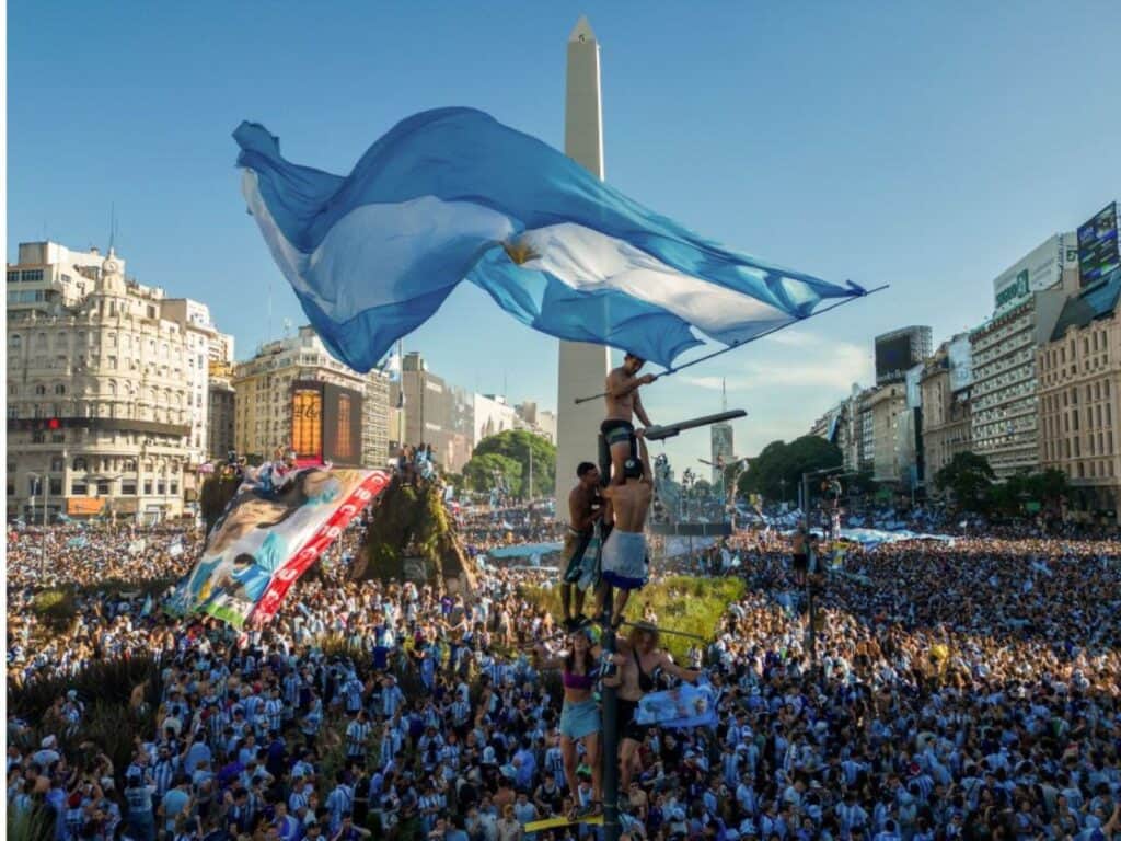 Unión por la Patria presentó un proyecto contra la venta de la ciudadanía argentina