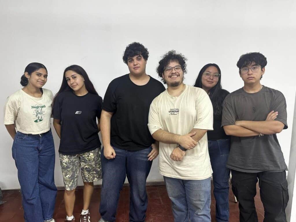 Un equipo de la UNC desarrolló una prótesis económica que responde a impulsos musculares