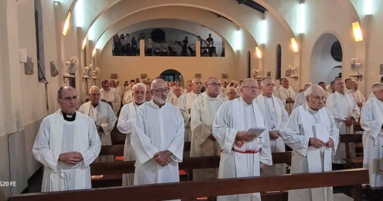 La Iglesia renueva autoridades y define su relación con el Gobierno