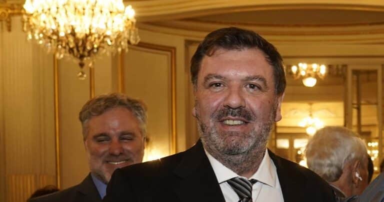 YPF: el juez Lijo intentó justificar la demora en el caso por las ampliaciones de denuncias de Carrió y la no colaboración de EE.UU. y España
