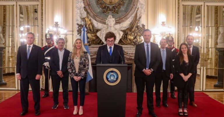De la «aventura suicida» kirchnerista a «nosotros simplemente ganamos»: el discurso completo de Milei en Cadena Nacional por el fallo de YPF