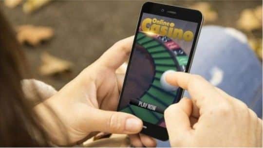 Apuestas online en jóvenes: ARCA registró un 40% más de su recaudación en el sector durante el Mundial