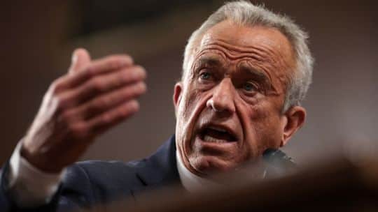 En RDC analizaron los cambios que Robert F. Kennedy Jr. impulsa en la política sanitaria de Estados Unidos