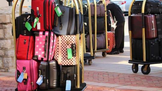 Aumentan las estafas a viajeros: qué hay que tener en cuenta para evitar ser engañado