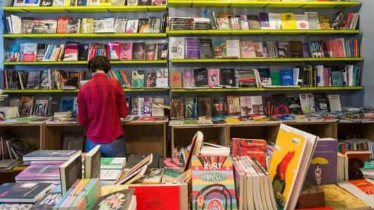 "Emergencia librera" en todo el país: las librerías de barrio piden auxilio para no bajar la persiana