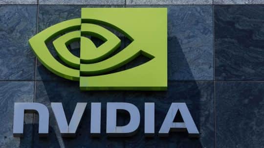 Nvidia adquirirá plataforma de IA Hugging Face por US$13.000 millones