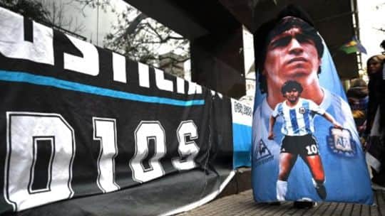 Caso Maradona: tras el escándalo de los estudios, los jueces decidieron que vuelva a declarar la junta médica