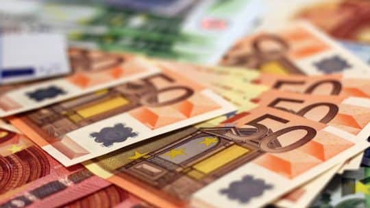 Estudiar en España: en Ronda de Corresponsales explicaron cuánto cuestan las carreras y los másters
