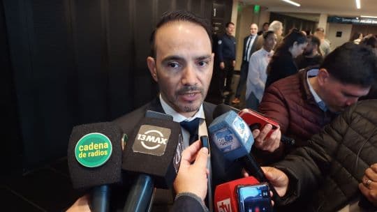 El gobernador de Corrientes condicionó el apoyo a la reforma electoral si no se aprueba la ley de zona fría