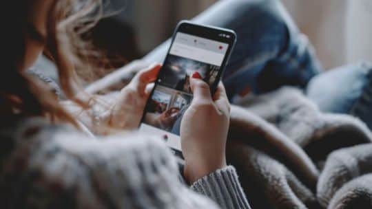 Psicología en redes: la delgada línea entre divulgar y ejercer sin formación