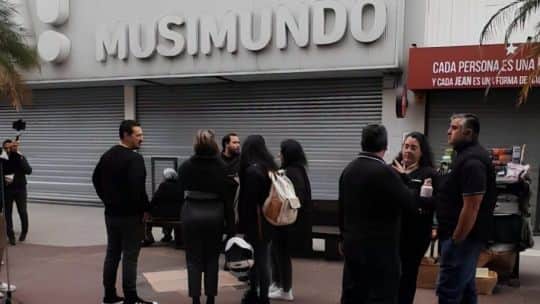 La Justicia decretó la quiebra de Carsa SA y el SEC otorgará un subsidio a los despedidos de Musimundo