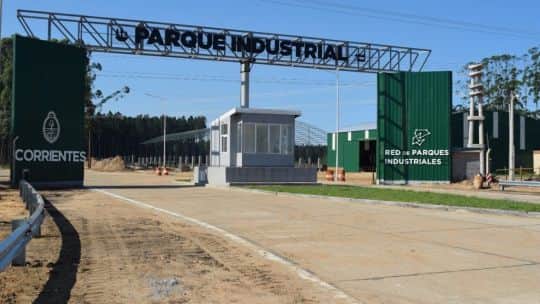 Corrientes impulsa parques industriales para sostener los puestos de trabajo