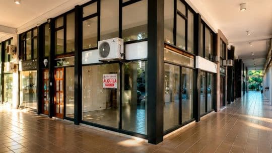 Se multiplicó por 4 la cantidad de locales vacíos en Córdoba: “Hoy tenemos una oferta muy por encima de la demanda”, alertó Péndola