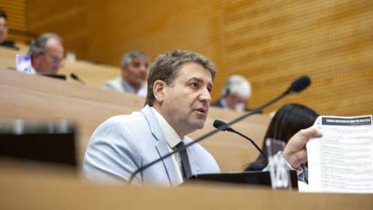 UCR, en clave 2027: Gvozdenovich tendrá "más poder interno que Angeloz" en sus mejores tiempos