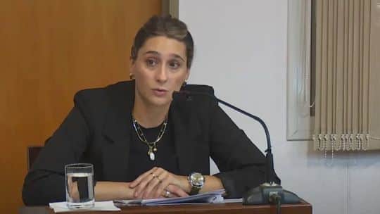 Pía Felpeto le pide a Avilés "levantar el teléfono" ante los inversores, tras los reclamos de Bugliotti