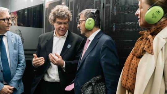 UNC: inauguraron la supercomputadora Helvetios que triplica el poder de cómputo