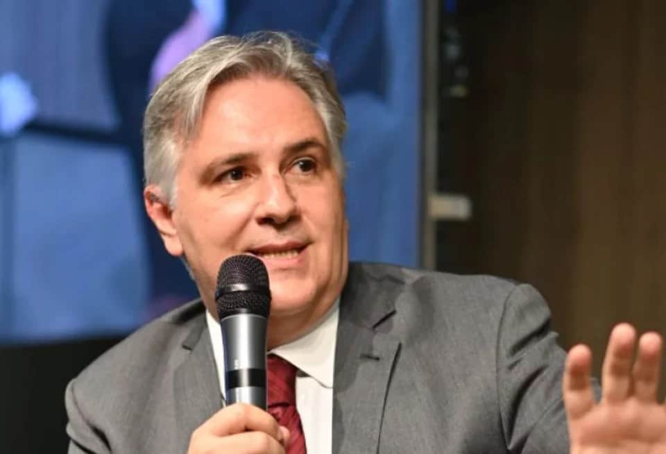 Llaryora presenta en Córdoba los resultados de las pruebas PISA 2025