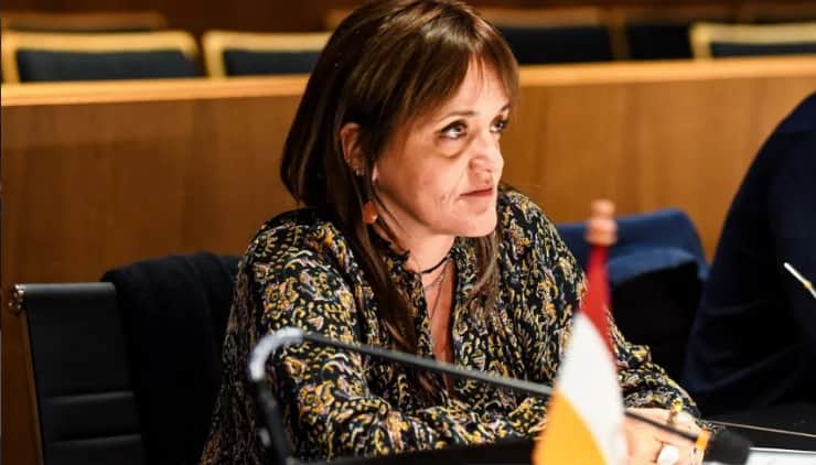 Alivio Cordobés: para la concejala Zarazaga, las mujeres son las más afectadas por el endeudamiento