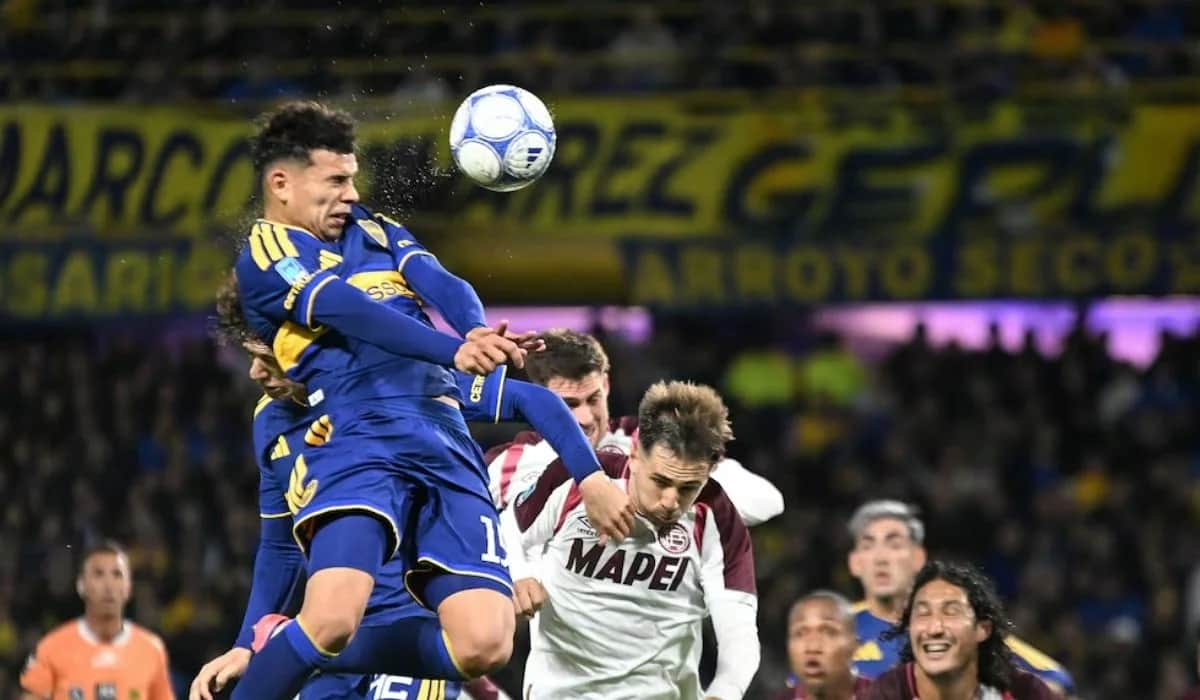 Boca venció a Lanús sobre el final y quedó en zona de playoffs