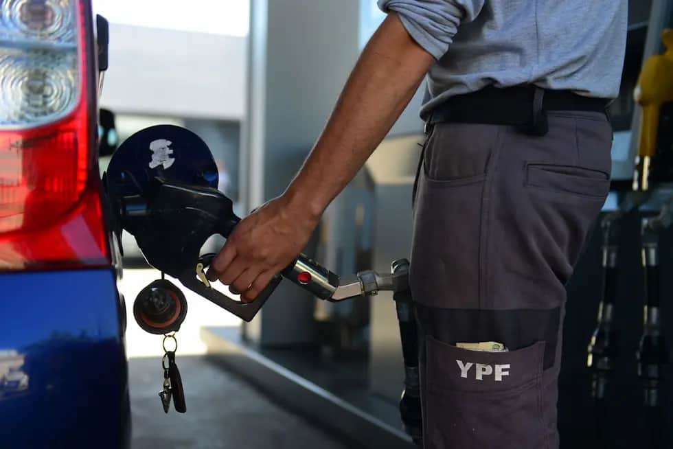 La venta de combustibles cayó y julio marcó el mayor retroceso en dos años