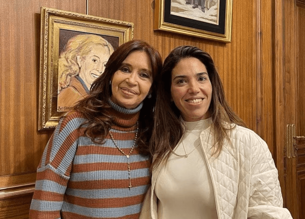 Piden investigar los movimientos de Cristina Kirchner en su vivienda