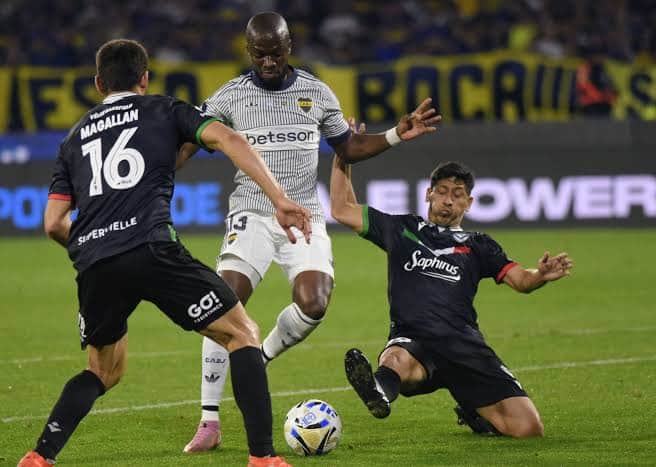 AFA postergó el fallo del reclamo de Vélez contra Boca y estiró el suspenso