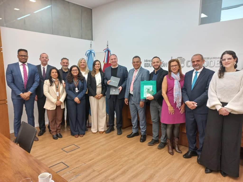 Córdoba y Brasil avanzan en acuerdos para fortalecer la enseñanza de lenguas extranjeras