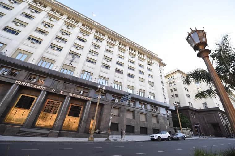 El Gobierno aplicó en agosto el mayor ajuste del gasto en 10 meses