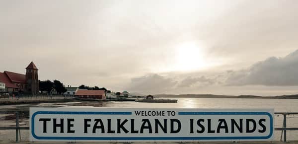 El Reino Unido respaldó a las empresas que operan en Malvinas y desafió a Milei
