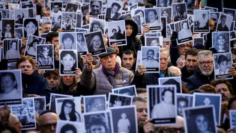 Procesaron a ocho iraníes y libaneses por el ataque a la Amia