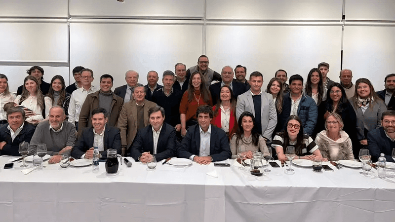 Lacunza volvió a mostrarse como candidato presidencial del PRO