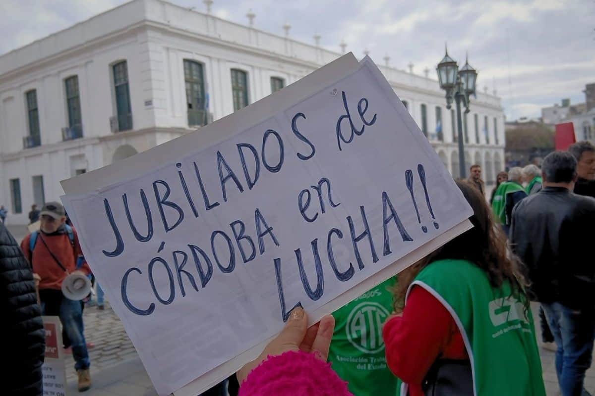 PAMI: convocan a una marcha y acto en Plaza San Martín por la cobertura de salud