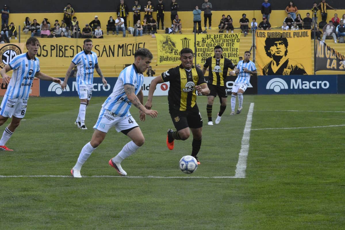 Racing cayó 2-0 ante Deportivo Madryn y se complica en la tabla