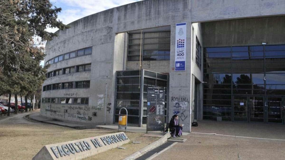 Semana Amarilla en Córdoba: la UNC lanzó una agenda comunitaria por la salud mental