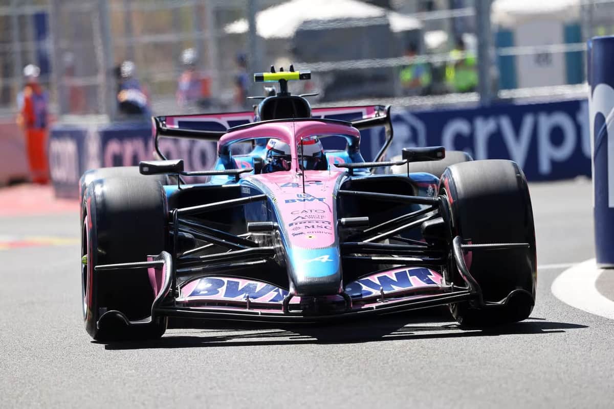 Colapinto avanza en el GP de España y pelea por el sexto puesto