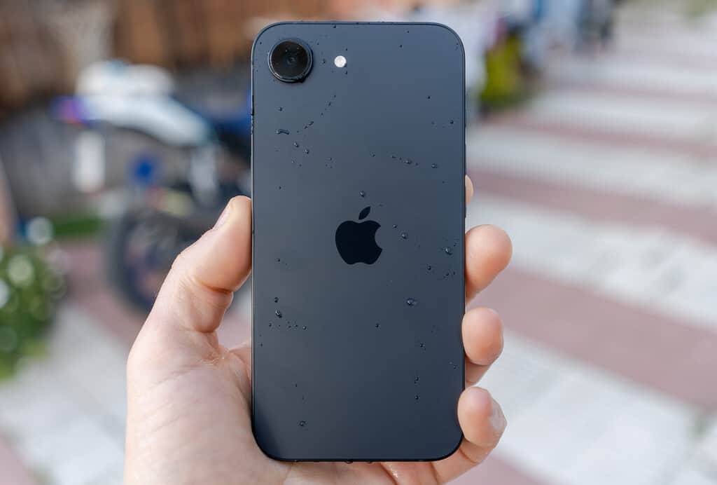 Si quieres un iPhone asequible, te costará más que ayer: Apple sube de precios toda la gama iPhone incluso modelos "viejos"