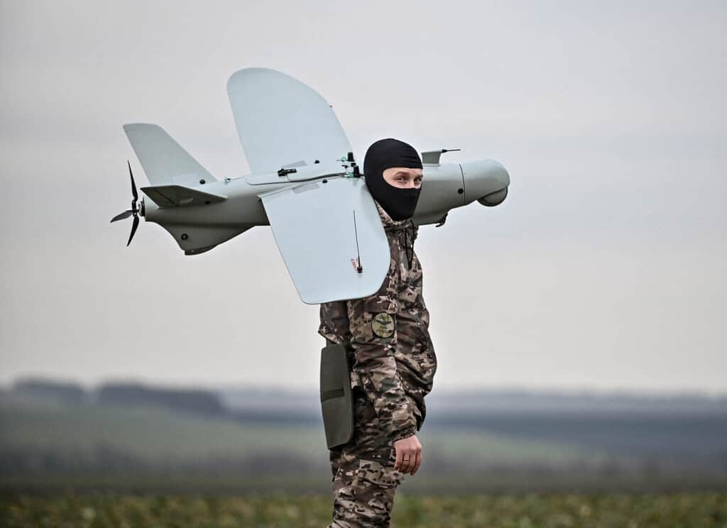 Ucrania tiene un plan sin precedentes para combatir los misiles de Rusia: convertir el porno en 30.000 drones de combate