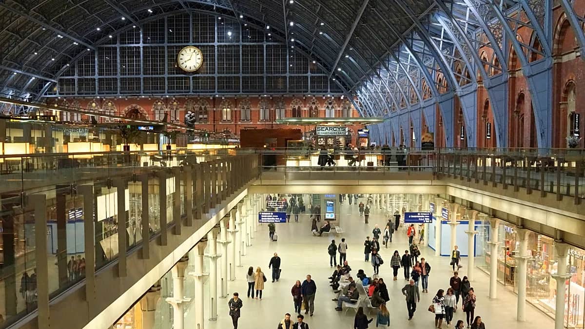 La entrada de nuevos competidores disparará las frecuencias del tren Londres-Europa a final de década