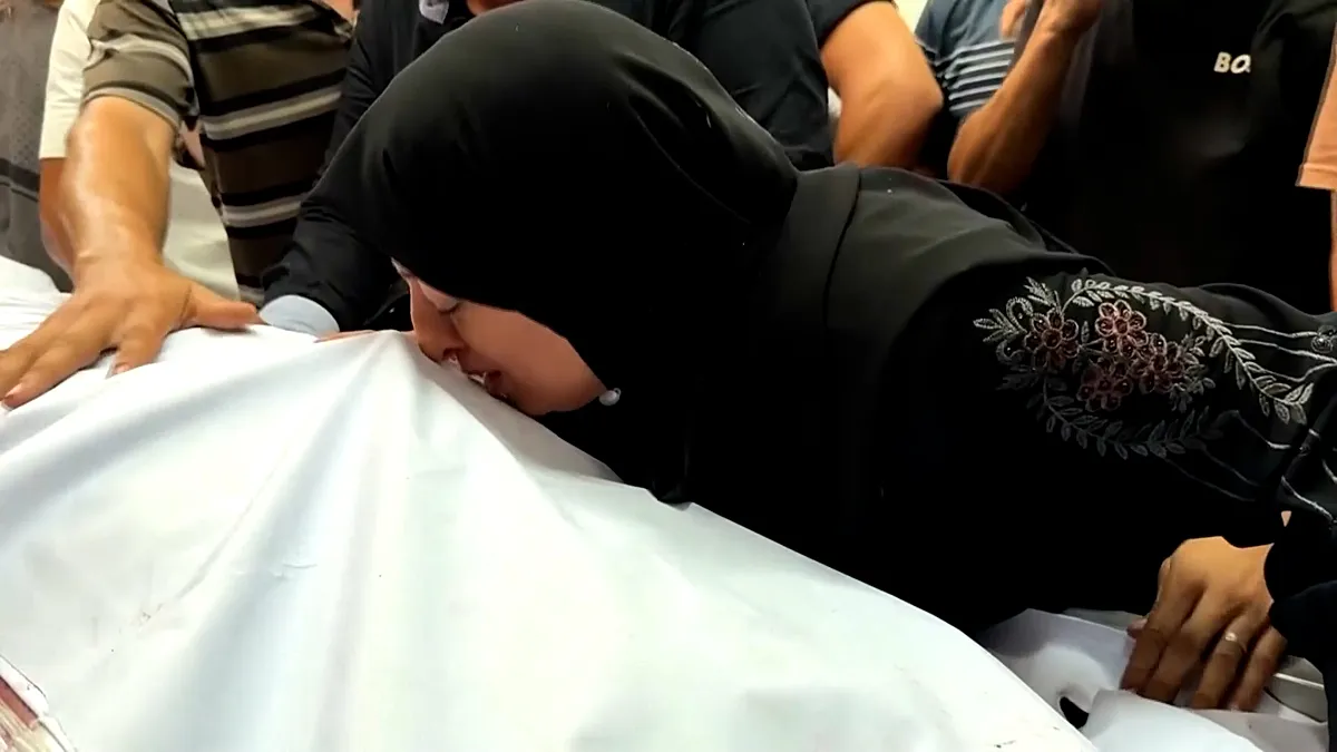 Ataques aéreos israelíes matan al menos 5 palestinos en Ciudad de Gaza