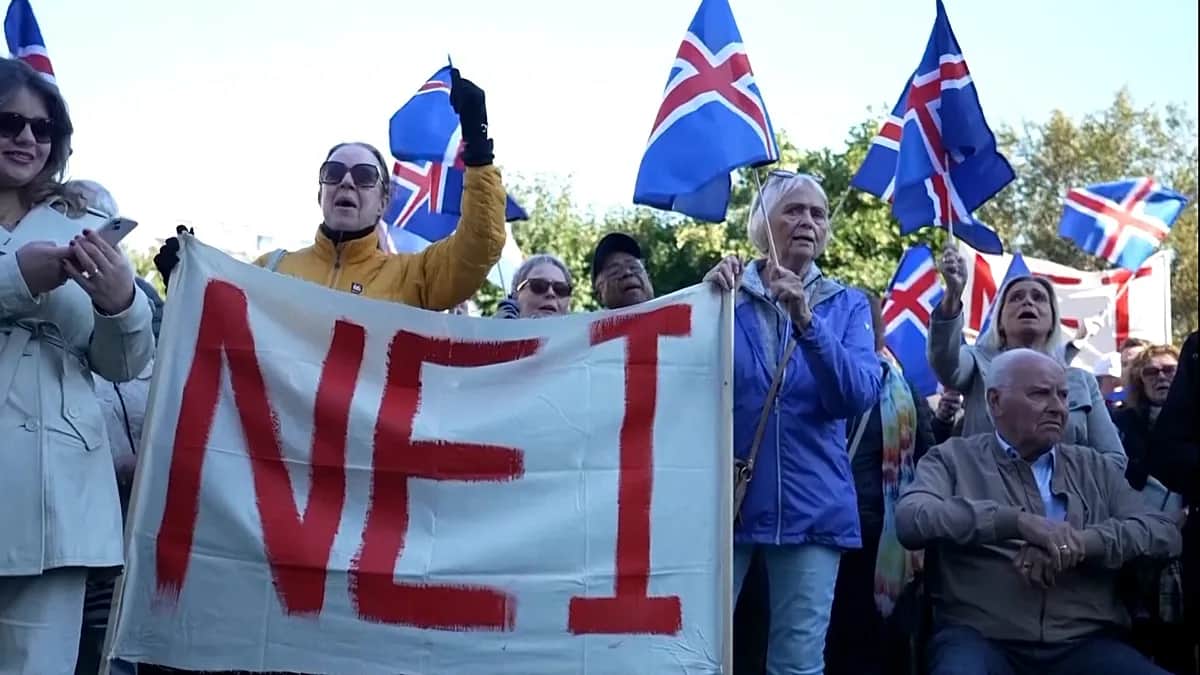 La sombra de las 'Guerras del Bacalao' y los bulos hunden la entrada de Islandia en la UE tras el "no"
