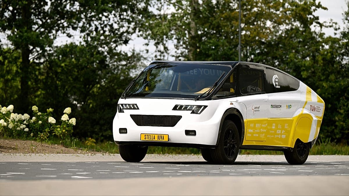 Así funciona la primera ambulancia solar del mundo que transforma la sanidad remota