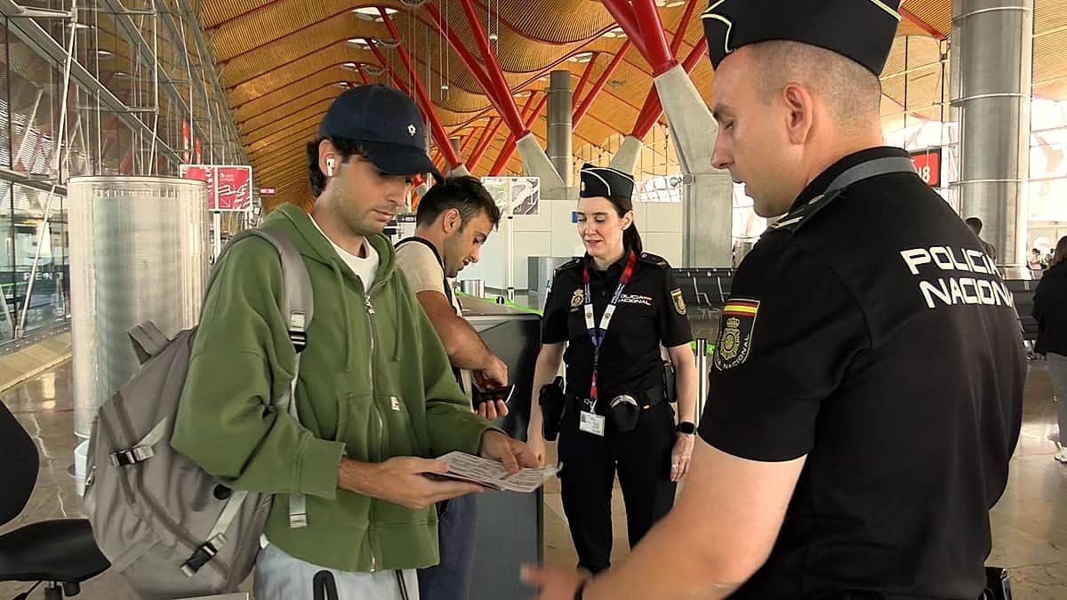 España seguirá aplicando controles fronterizos a Italia hasta el 22 de septiembre