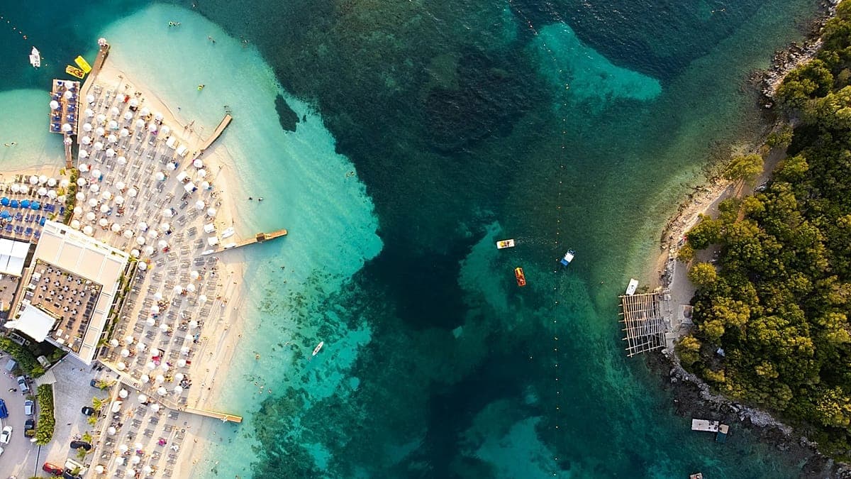 Albania, Hong Kong y Egipto, destinos de moda a seguir en 2027