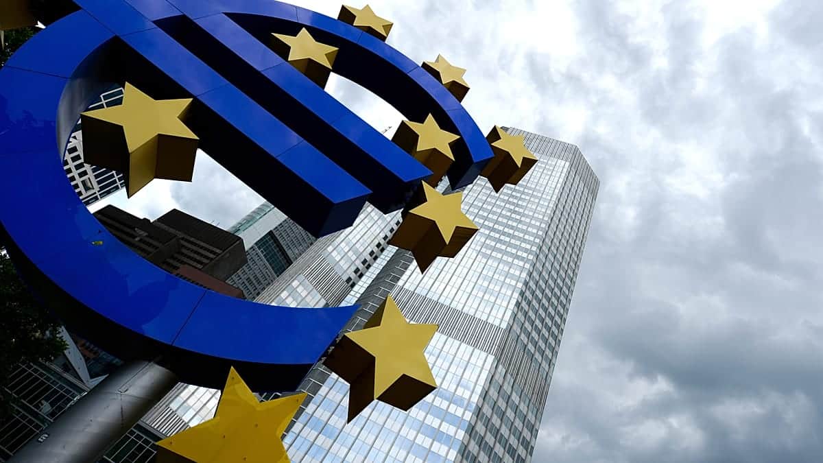 El BCE sube los tipos al 2,5% por la inflación energética en la eurozona
