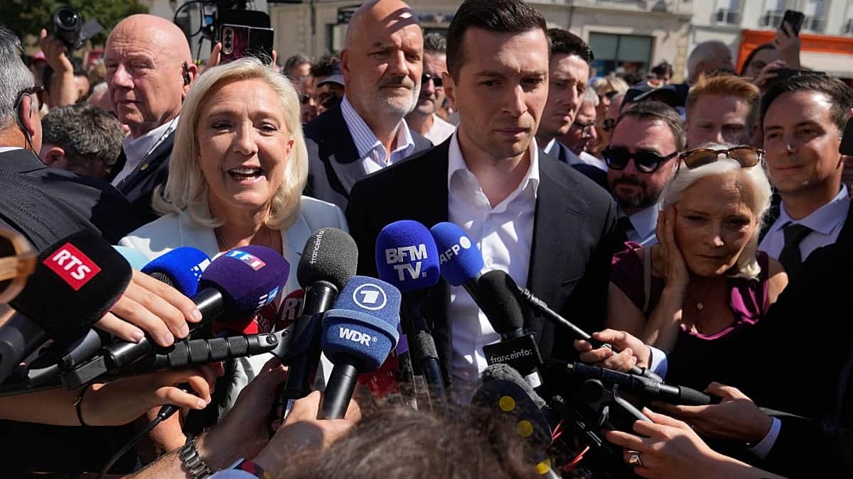 Marine Le Pen en Hénin-Beaumont, un mitin para hacer olvidar las polémicas