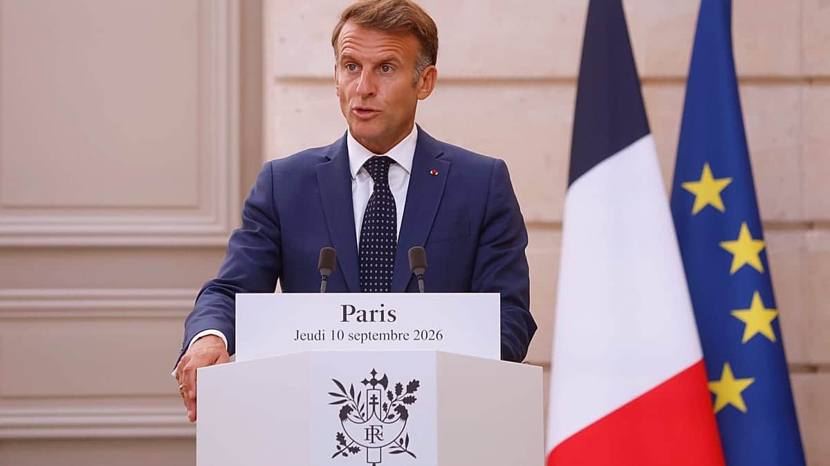 Macron presenta un nuevo plan para prohibir las redes sociales a menores de 15 años en Francia