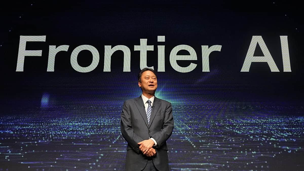 Las acciones de SoftBank se hunden mientras crecen las peticiones de frenar el desarrollo de la IA