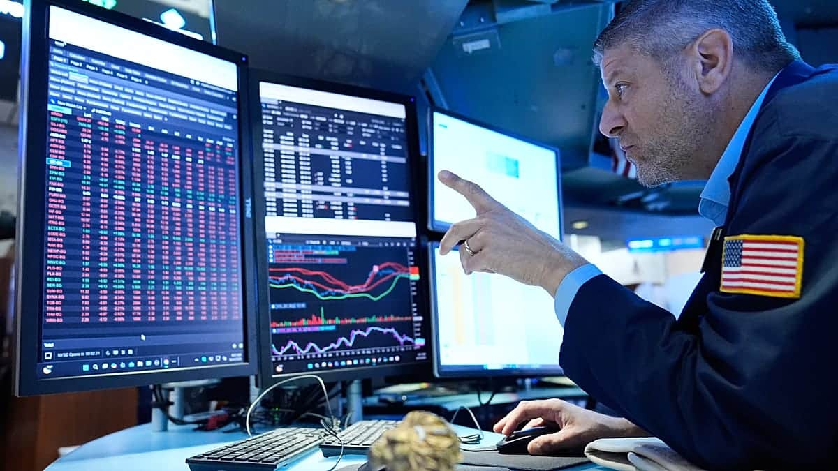 El rendimiento del bono de EE UU a 10 años supera el 5% mientras se agrava la venta global